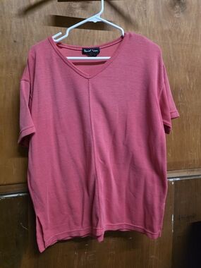 ​Vintage Daniel Caron Ribbed V-Neck Top Faded Red Size S Retro